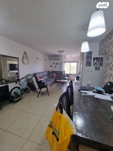 דירה, שדרות השושנים 19, בן גוריון, נצרת עילית / נוף הגליל