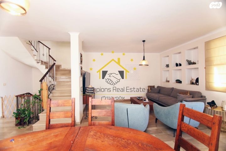 בית פרטי/ קוטג', צ.פ. חיות, נאות הרצל, נתניה