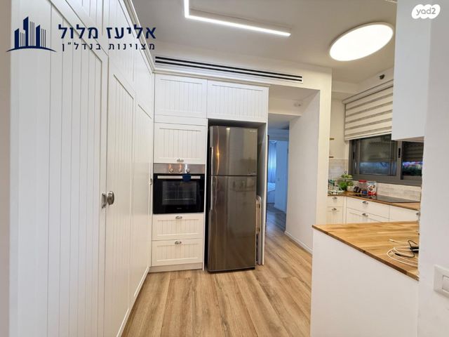 דירה, צבי ש"ץ, גרין ועם, חולון