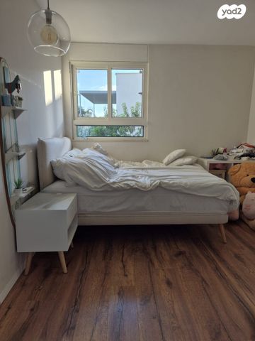 בית פרטי/ קוטג', קרן היסוד, נווה רסקו, רמת השרון