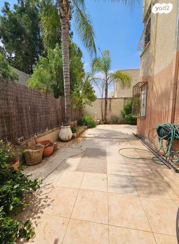 דירת גן, א. טווינה, נווה יהונתן, רמלה