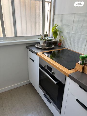 גג/ פנטהאוז, הפרדס, הדר, רמת השרון