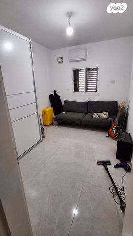 דירה, האלוף נחמיה תמרי, עליות, רמת גן