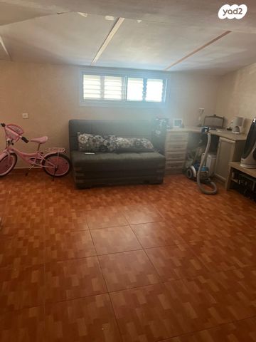 דופלקס, הרקפת, מגדל העמק