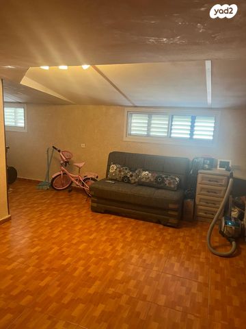 דופלקס, הרקפת, מגדל העמק