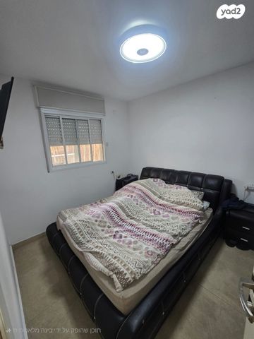 דירת גן, משעול דקר, צה"ל, קרית גת