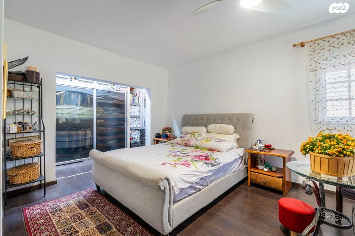 יצחק רבין 29