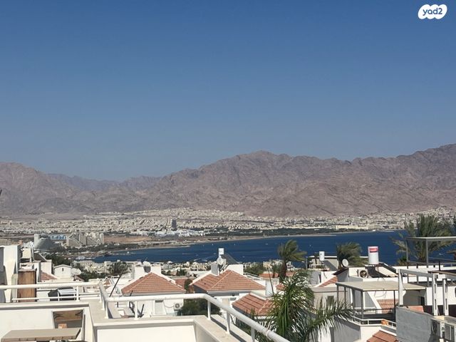 הפירות, שחמון, רובע 4