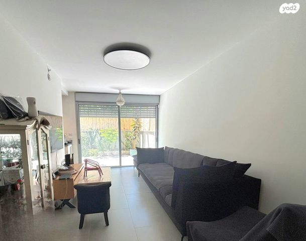 דירת גן, קרית ויצמן, רעננה