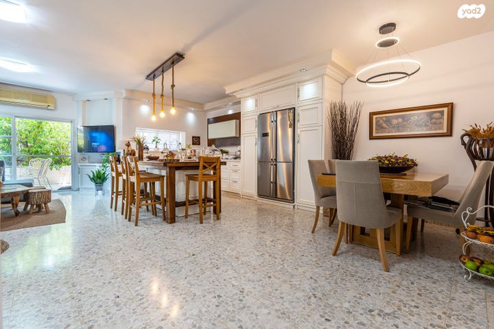 דו משפחתי, יצחק רבין 29, ניסן, חדרה