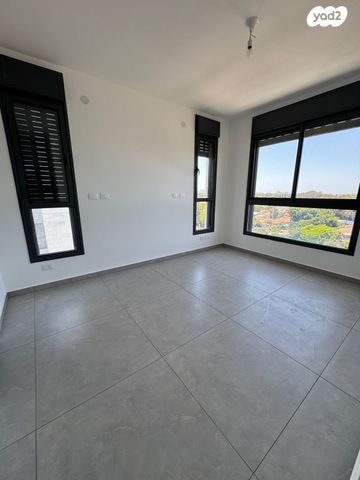 דירה, בר כוכבא, נווה ישראל, הרצליה