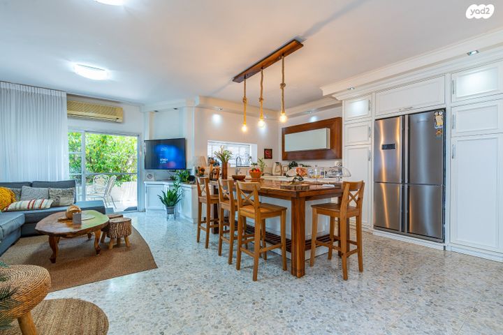 דו משפחתי, יצחק רבין 29, ניסן, חדרה