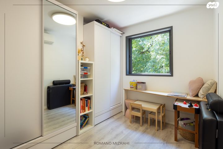 דירה, הרב הרצוג 7, תל גנים, גבעתיים