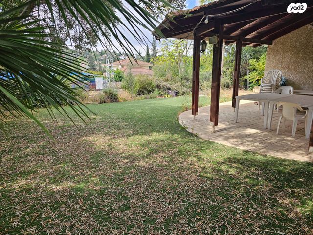 בית פרטי/ קוטג', גבעת טל, ראש העין