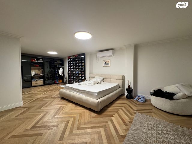 בית פרטי/ קוטג', גולן, רמת השרון