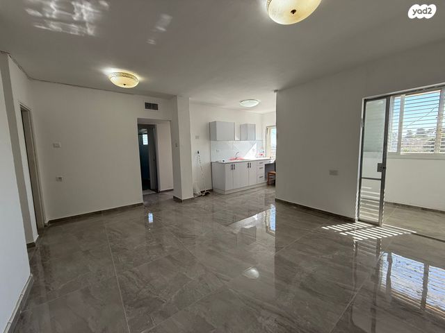 דירה, שדרות יוספטל, גבעה א', שביט, קרית אתא