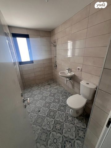 דירה, לויתן, חוף הזהב, נתניה