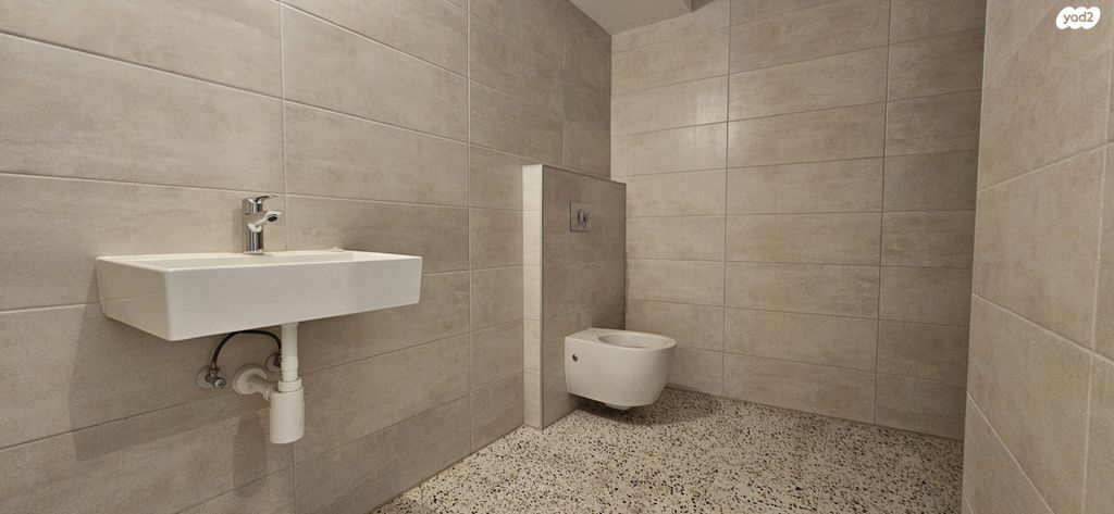 דירה, גרציאני יצחק, גני שרונה, קרית הממשלה, תל אביב יפו