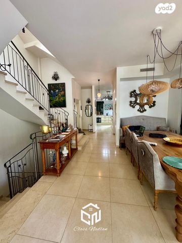 דו משפחתי, רמת חן, רמת גן