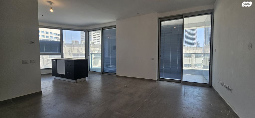 דירה, גרציאני יצחק, גני שרונה, קרית הממשלה, תל אביב יפו