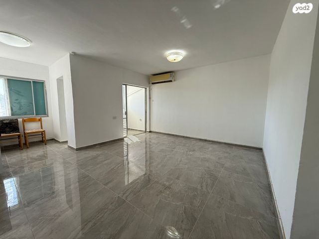 דירה, שדרות יוספטל, גבעה א', שביט, קרית אתא