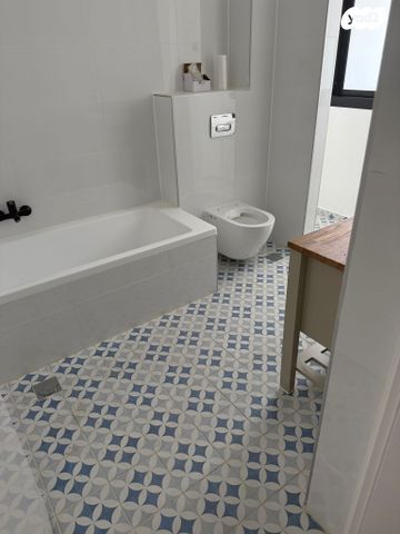 דירה, אמנון ליפקין שחק, נוף הטיילת, נתניה