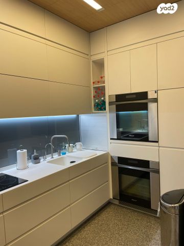 דירה, זאב ז'בוטינסקי, ירושלים