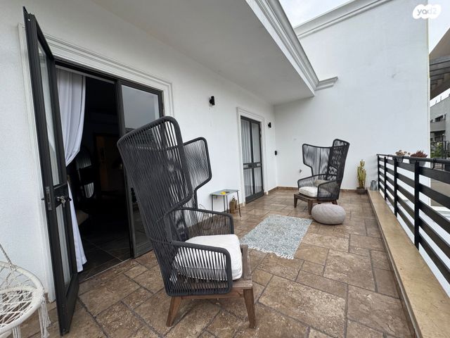 בית פרטי/ קוטג', גולן, רמת השרון