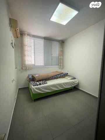 דירה, הגר"א 10, נאות רחל, חולון