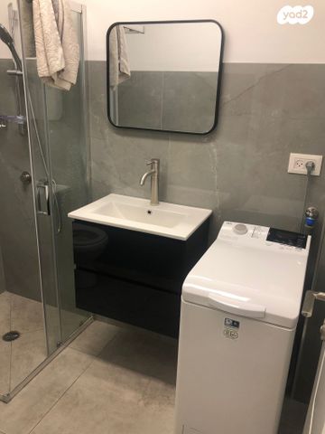 דירה, קרן קיימת לישראל, בת ים