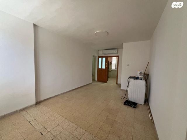 דירה, שדרות יוספטל 8, בן גוריון, קרית אתא