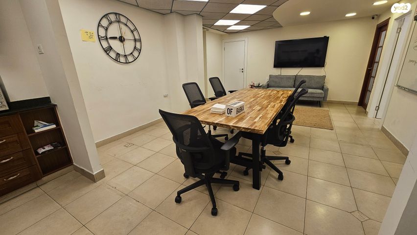 משרדים, החשמונאים 105, גני שרונה, קרית הממשלה, תל אביב יפו