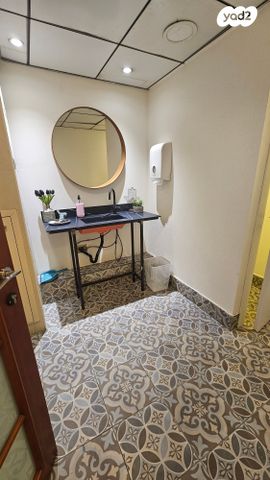 משרדים, החשמונאים 105, גני שרונה, קרית הממשלה, תל אביב יפו