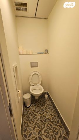 משרדים, החשמונאים 105, גני שרונה, קרית הממשלה, תל אביב יפו