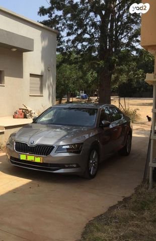 סופרב Style אוט׳ בנזין 5 דל 2.0 (220 כ״ס)