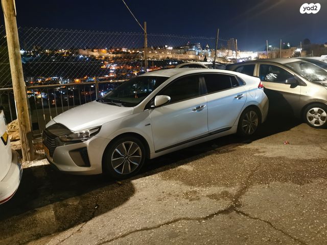 יונדאי איוניק