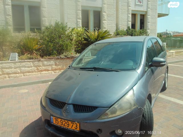 מיצובישי גרנדיס