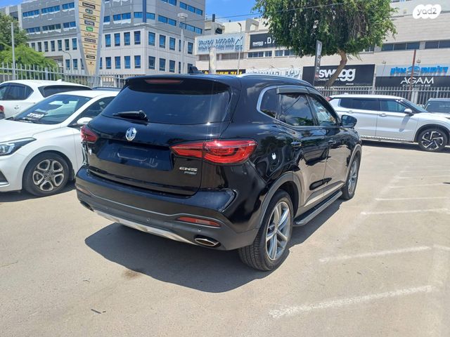 אם ג'י EHS PHEV