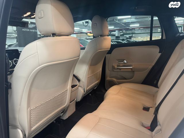 מרצדס-בנץ GLA