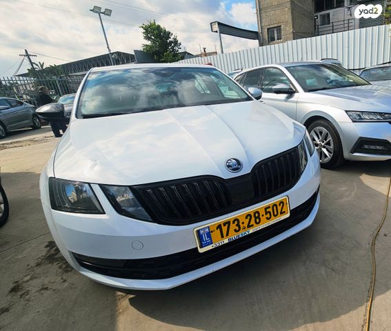 סקודה אוקטביה 