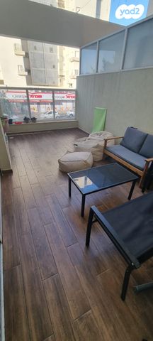 אסא קדמוני 7