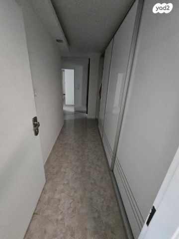 דירה, ירושלים 32, בן גוריון, טבריה