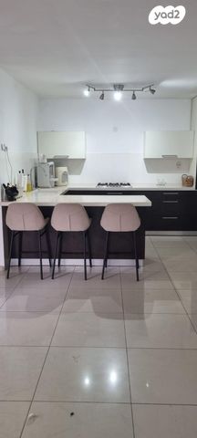 דירה, אסא קדמוני 7, נווה ברבור, כפר שלם מערב, תל אביב יפו