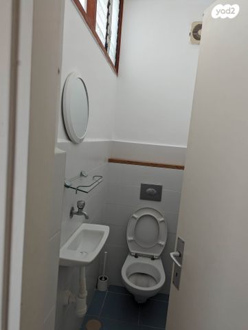 בית פרטי/ קוטג', שקד 26, בחן, בחן