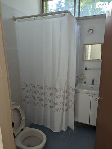 בית פרטי/ קוטג', שקד 26, בחן, בחן