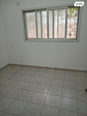 דירה, המגינים 36, קרית שמואל, טבריה