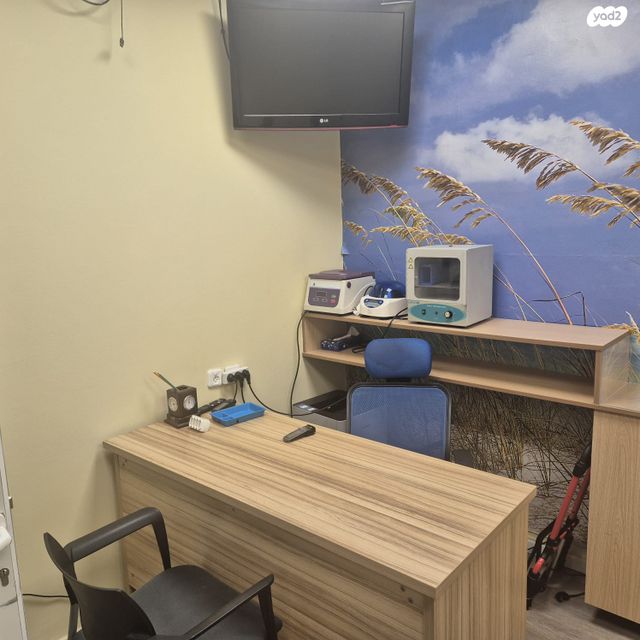 קליניקות, אברהם קרן 45, מרכז, כפר סבא