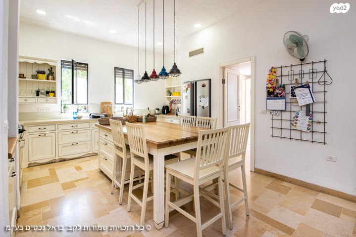 בית פרטי/ קוטג', מרכז פרדס חנה, פרדס חנה כרכור