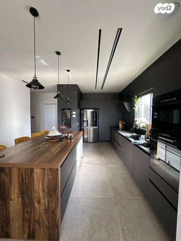 דו משפחתי, טבעון הוותיקה, קרית טבעון