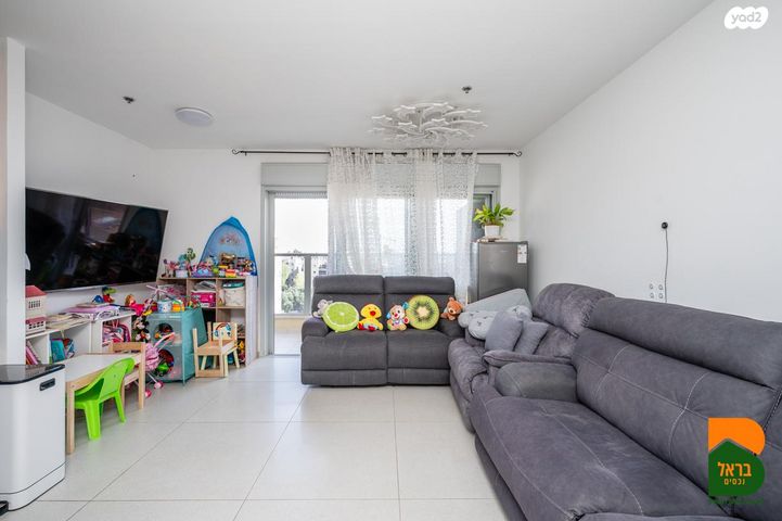 דירה, רמת צבי, זכרון יעקב